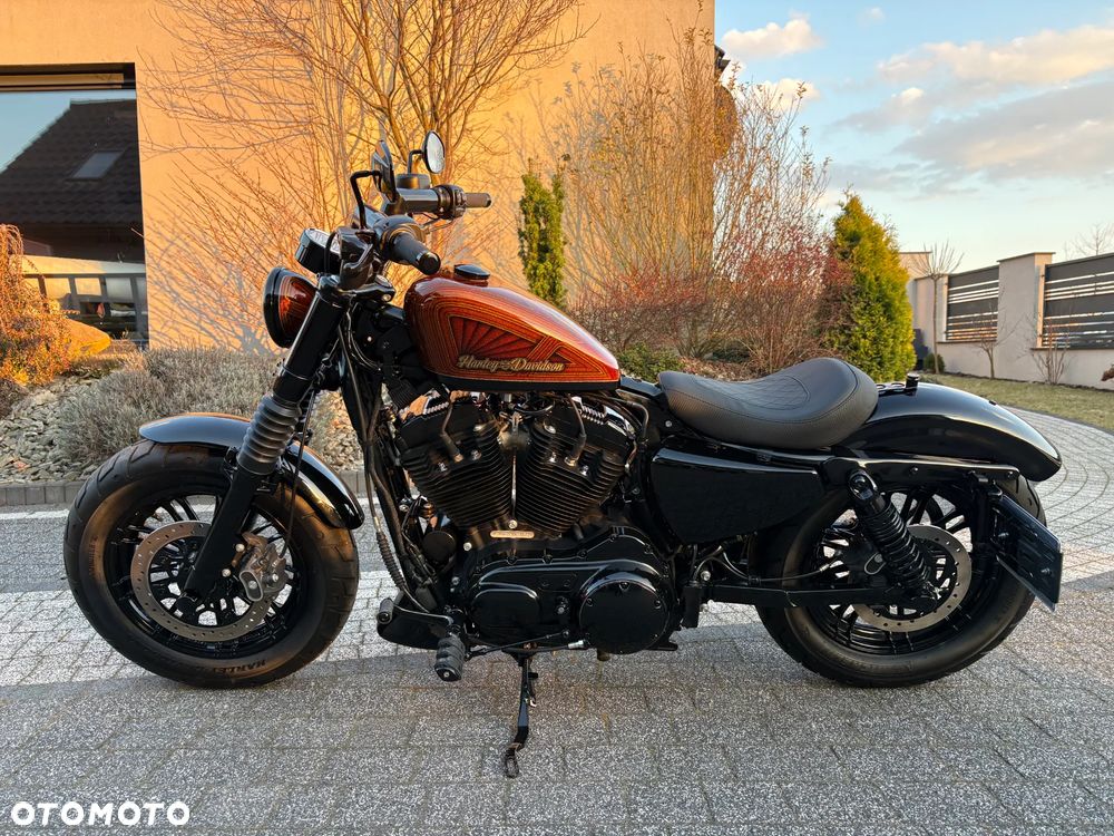 Harley-Davidson Sportster Forty-Eight - 12