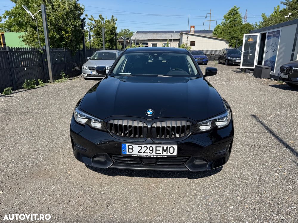 BMW Seria 3 330e xDrive Aut. - 2