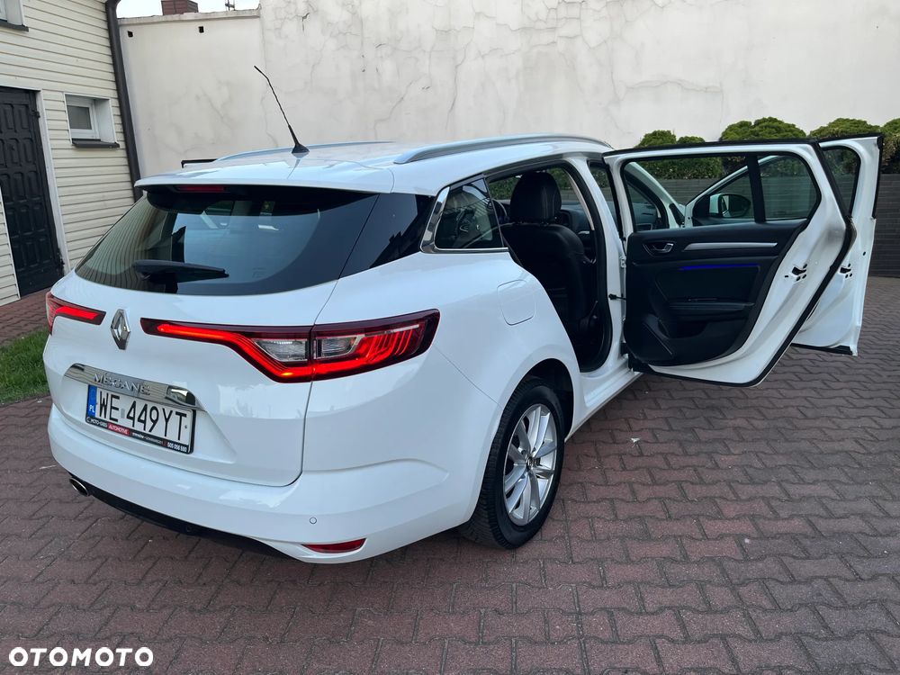 Renault Megane 1.5 Blue dCi Intens - 28