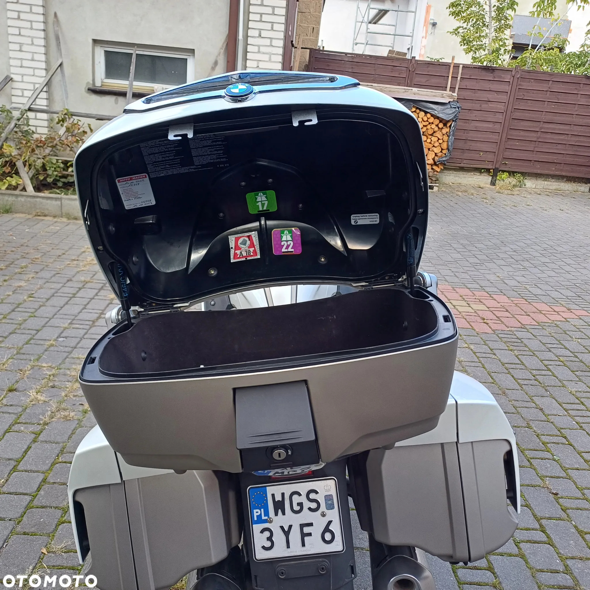 BMW K - 9