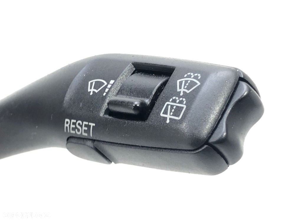 PRZEŁĄCZNIK ZESPOLONY - 85.00 PLN - AUDI A6 C6 (4F2) 2004 - 2011 2.4 130 kW [177 KM] benzyna 2004 - 3