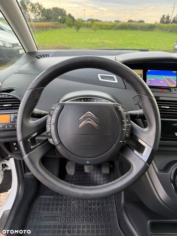 Citroën C4 Picasso 2.0 HDi FAP Exclusive - 20