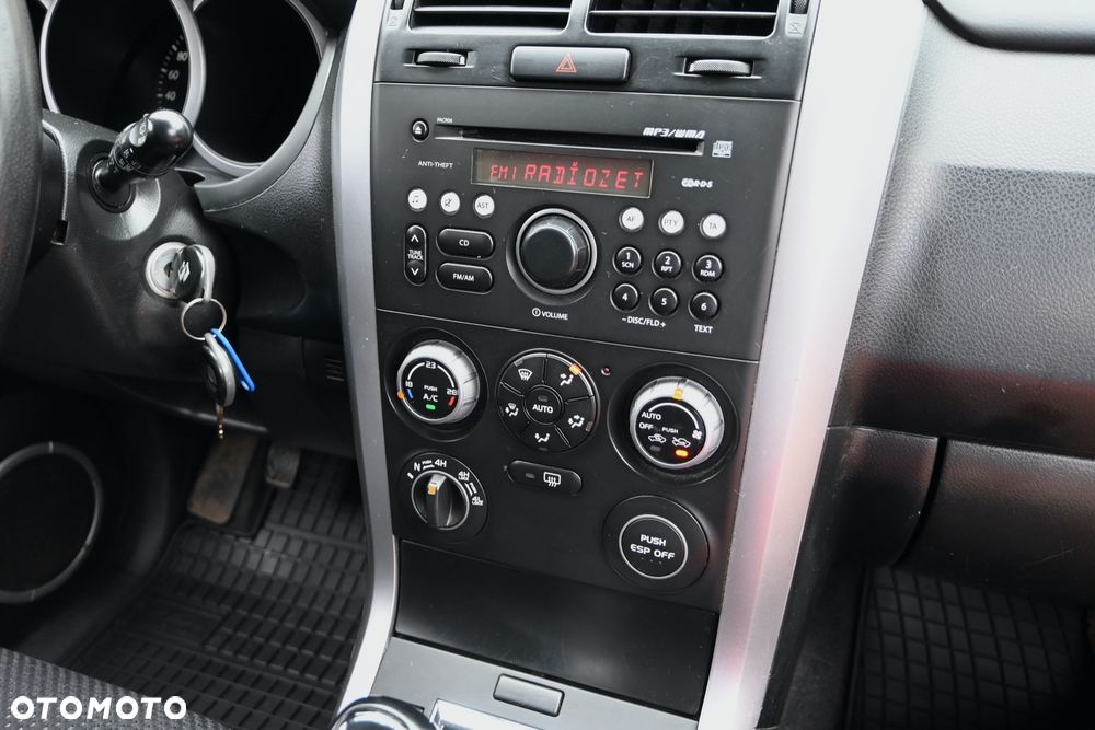 Suzuki Grand Vitara 1.9 DDiS - 23