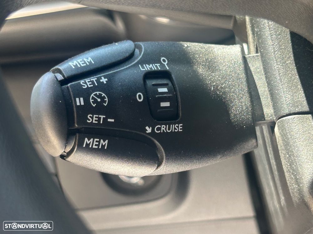 Citroën C3 1.2 PureTech C-Series - 18