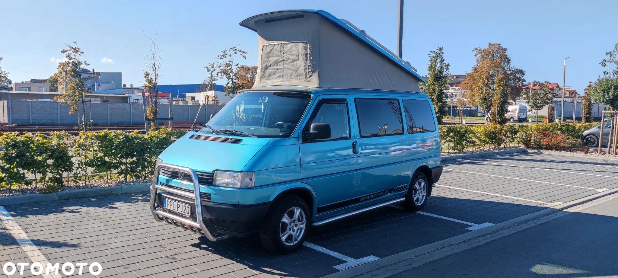 Volkswagen Multivan - 1