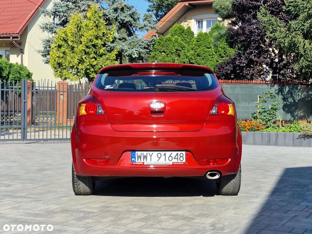 Kia ProCeed - 8