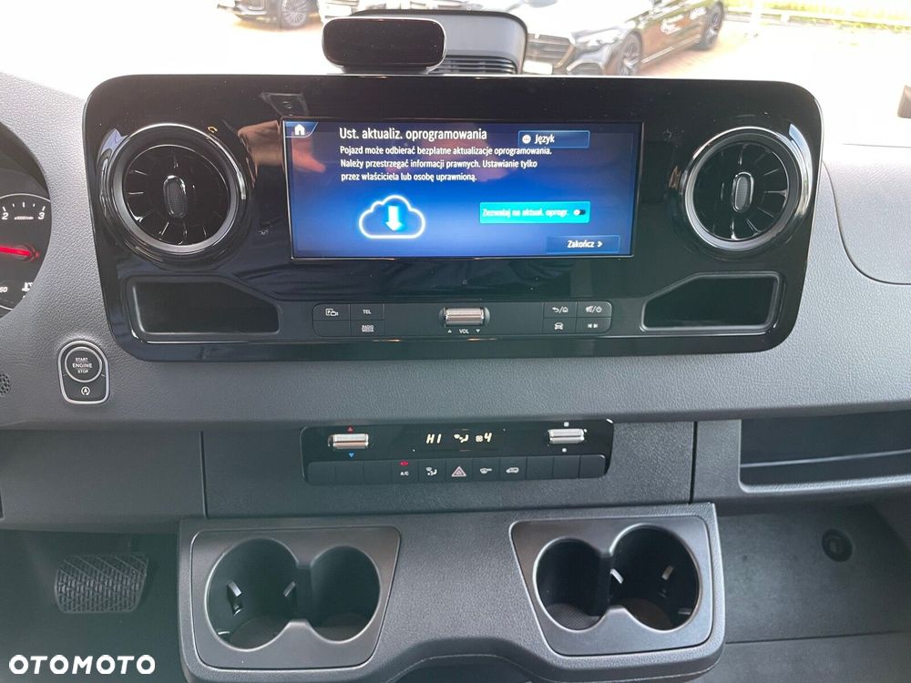 Mercedes-Benz Sprinter Sprinter Reflektory LED L3H2 Resorowany fotel - 18