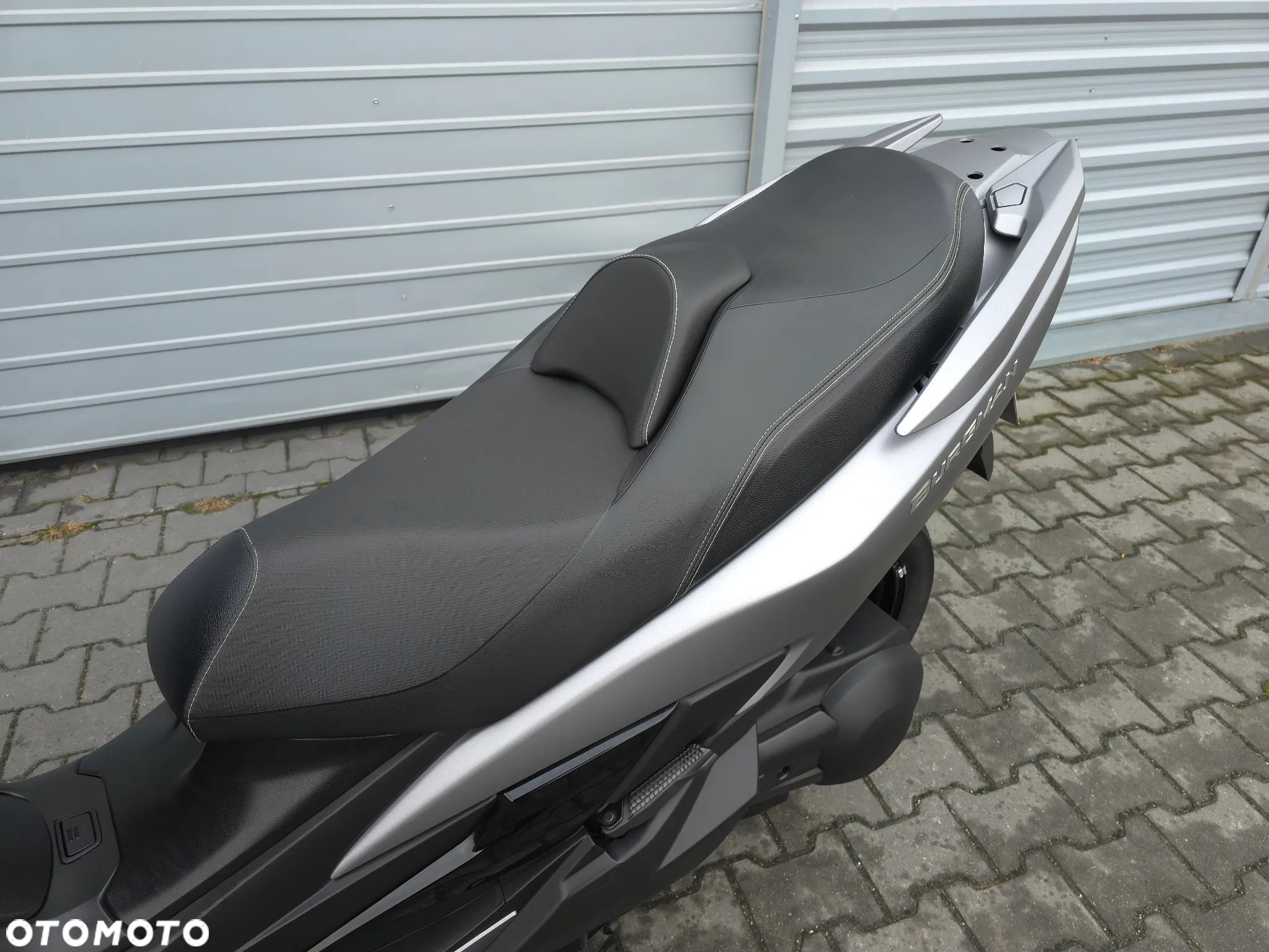 Suzuki Burgman - 17
