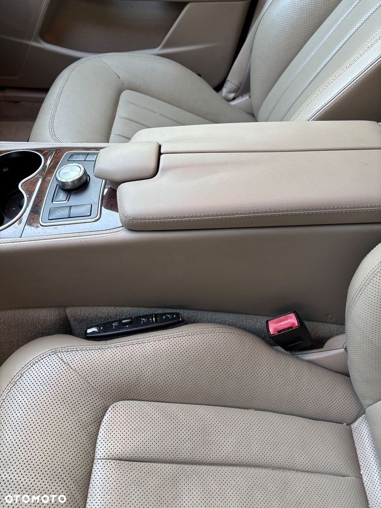 Mercedes-Benz CLS 500 7G-TRONIC - 11