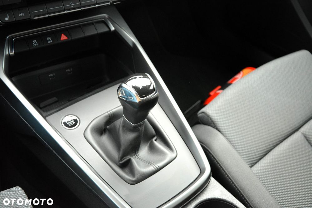 Audi A3 Limousine 30 TFSI - 30