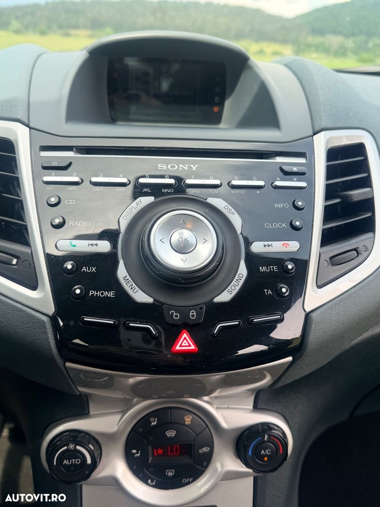 Ford Fiesta - 11