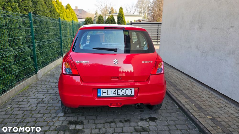 Suzuki Swift 1.3 Classic - 8