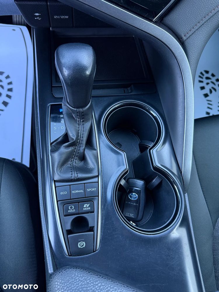 Toyota Camry 2.5 Hybrid Comfort CVT - 12