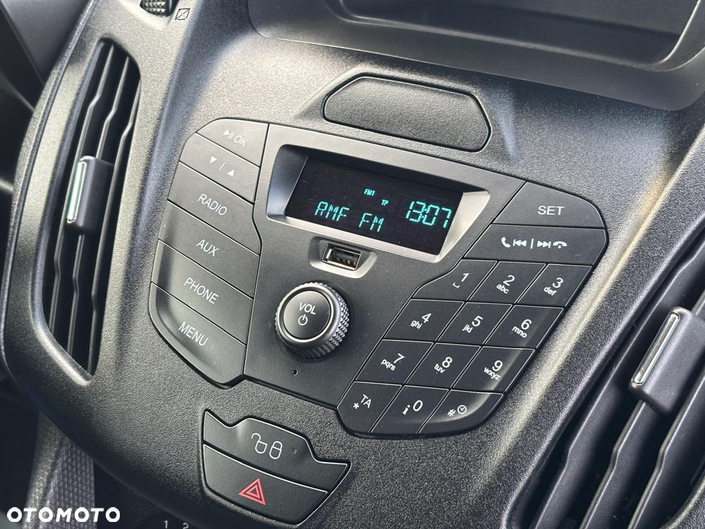 Ford Transit Connect - 17