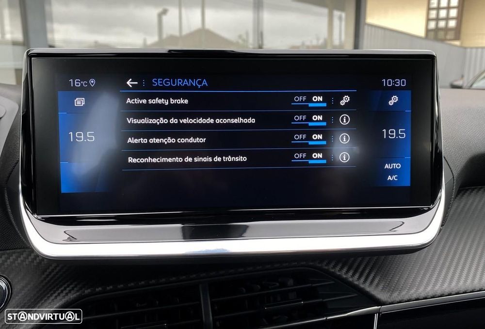 Peugeot 2008 1.5 BlueHDi Allure - 21