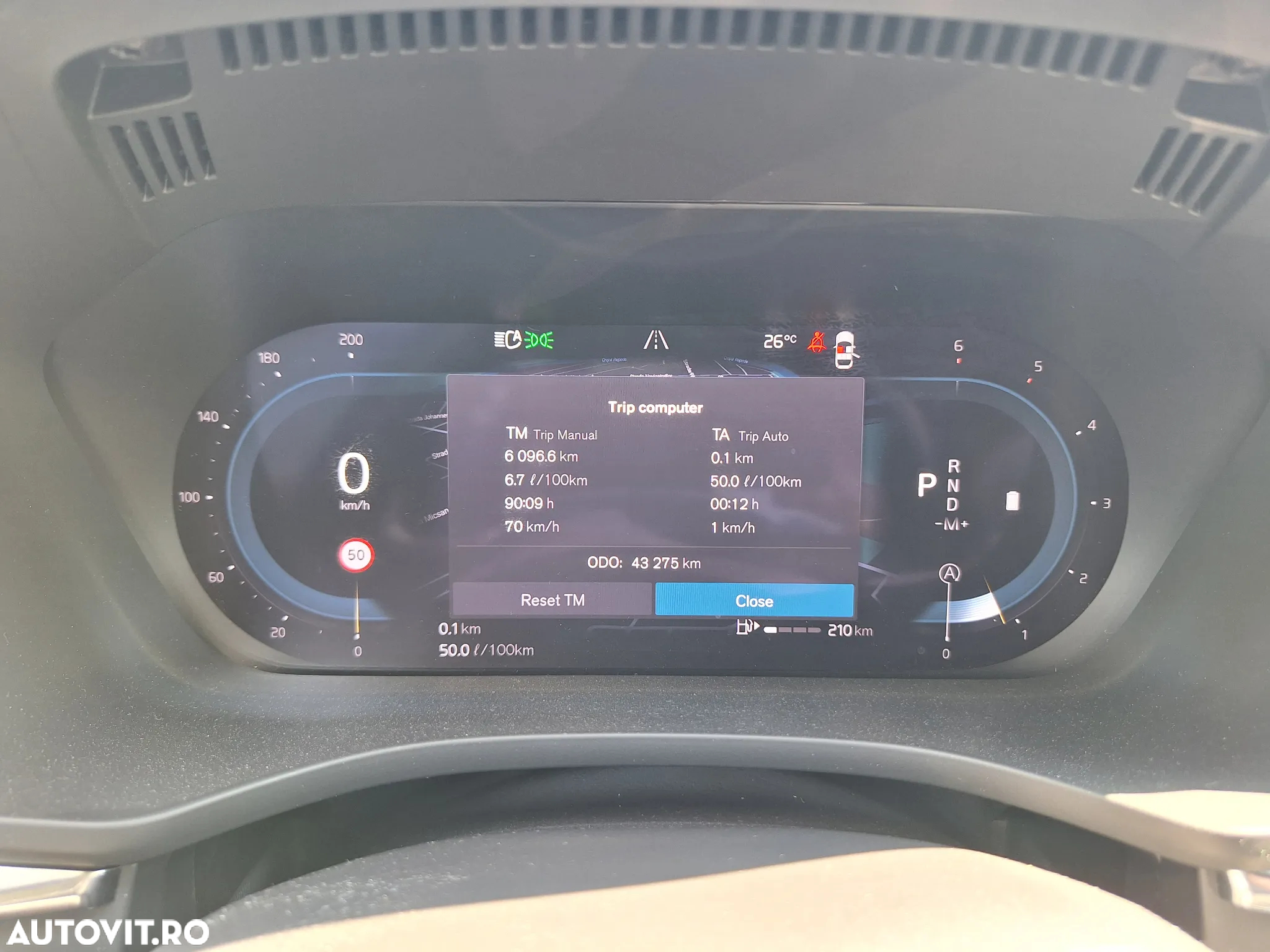 Volvo XC 60 B4 MHEV AWD Momentum Pro - 25