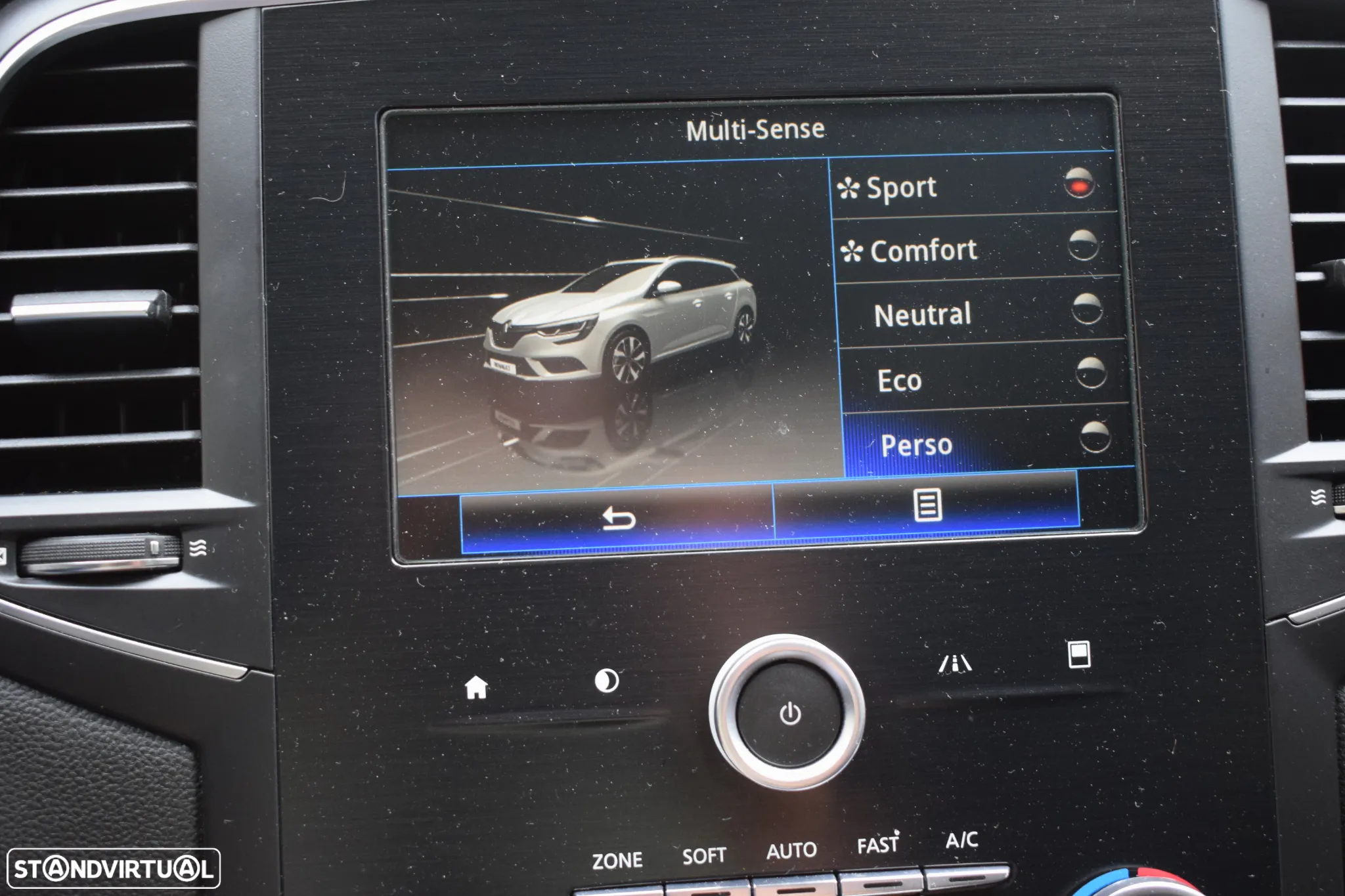 Renault Mégane Sport Tourer 1.5 dCi Intens - 23