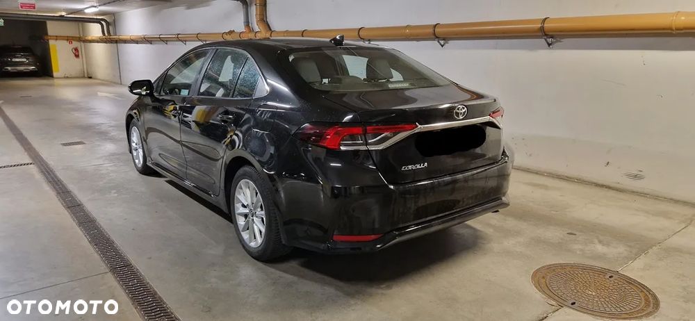 Toyota Corolla - 4