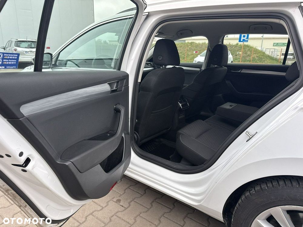 Skoda Superb 2.0 TSI Ambition DSG - 14