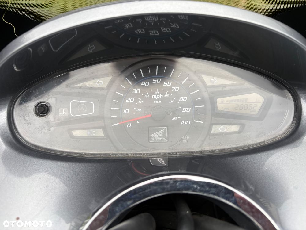 Honda PCX - 7