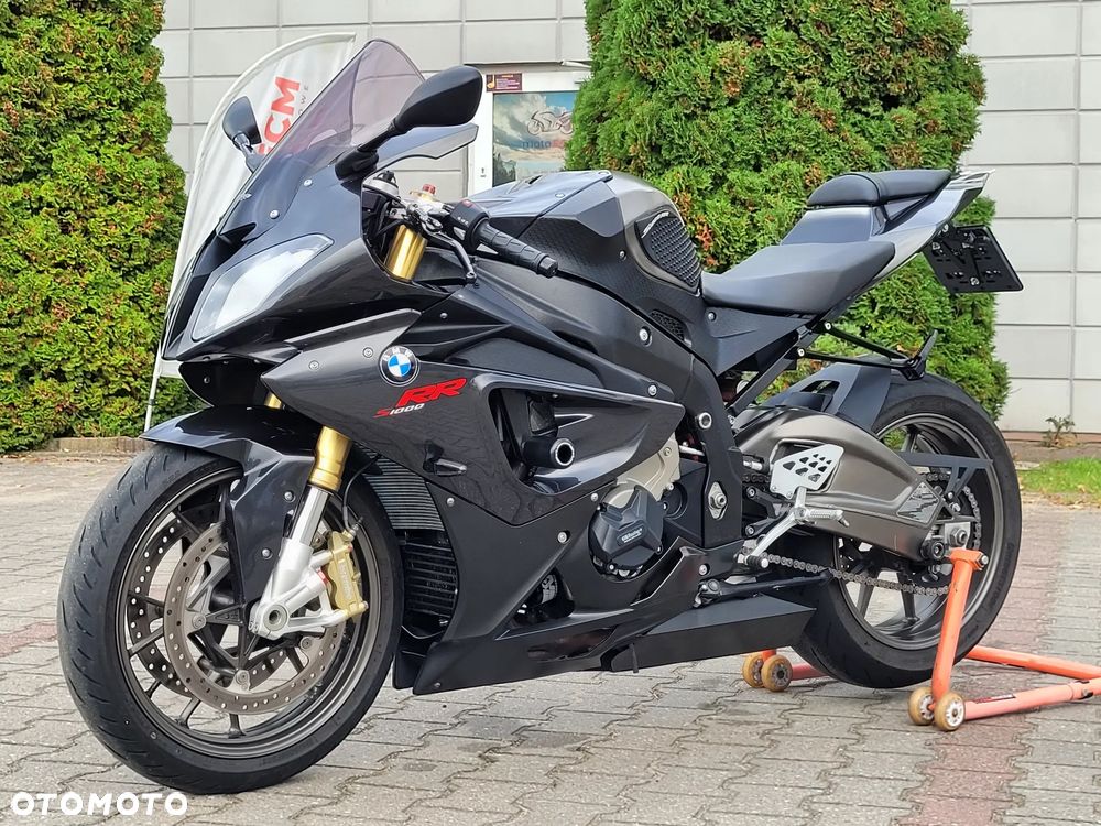 BMW S