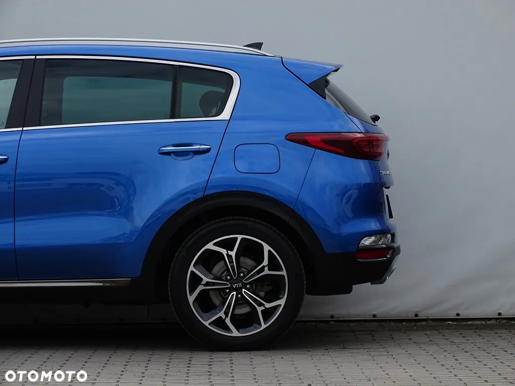 Kia Sportage 2.0 CRDI AWD Eco-Dynamics+ (48V M-H) PLATINUM - 3