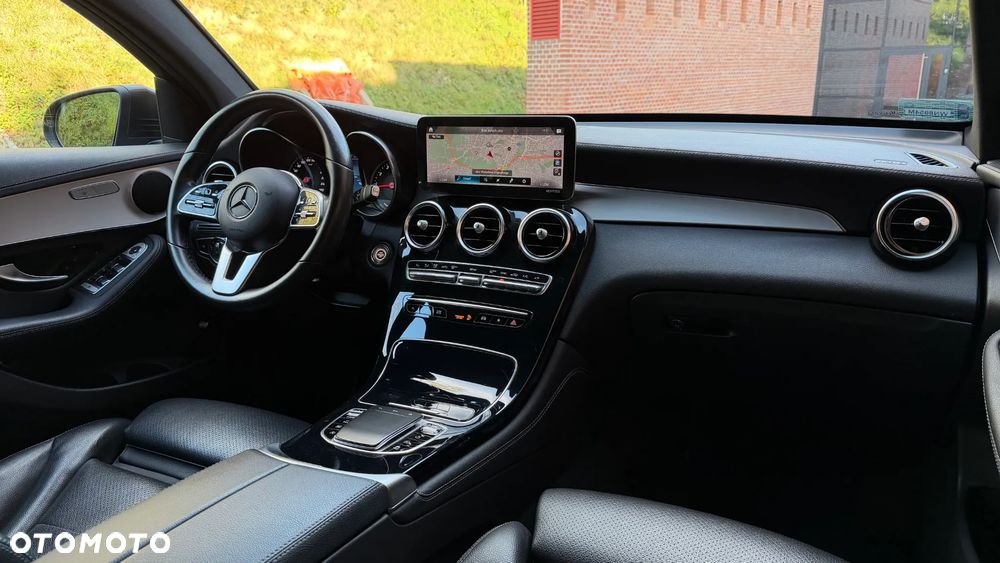 Mercedes-Benz GLC - 24