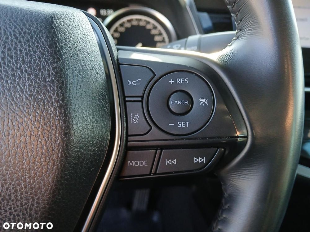 Toyota Camry 2.5 Hybrid Prestige CVT - 29