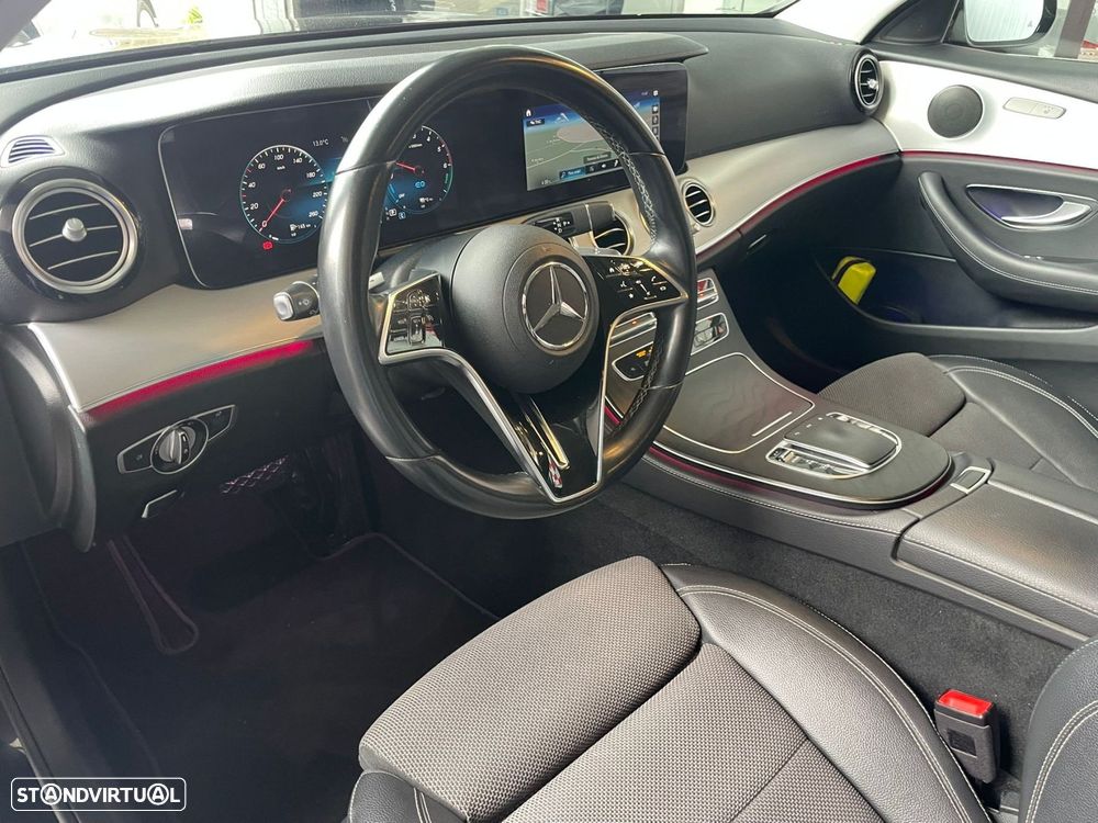 Mercedes-Benz E 300 de Avantgarde - 35