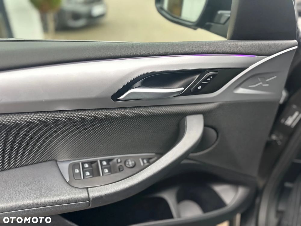 BMW X3 xDrive20d - 13