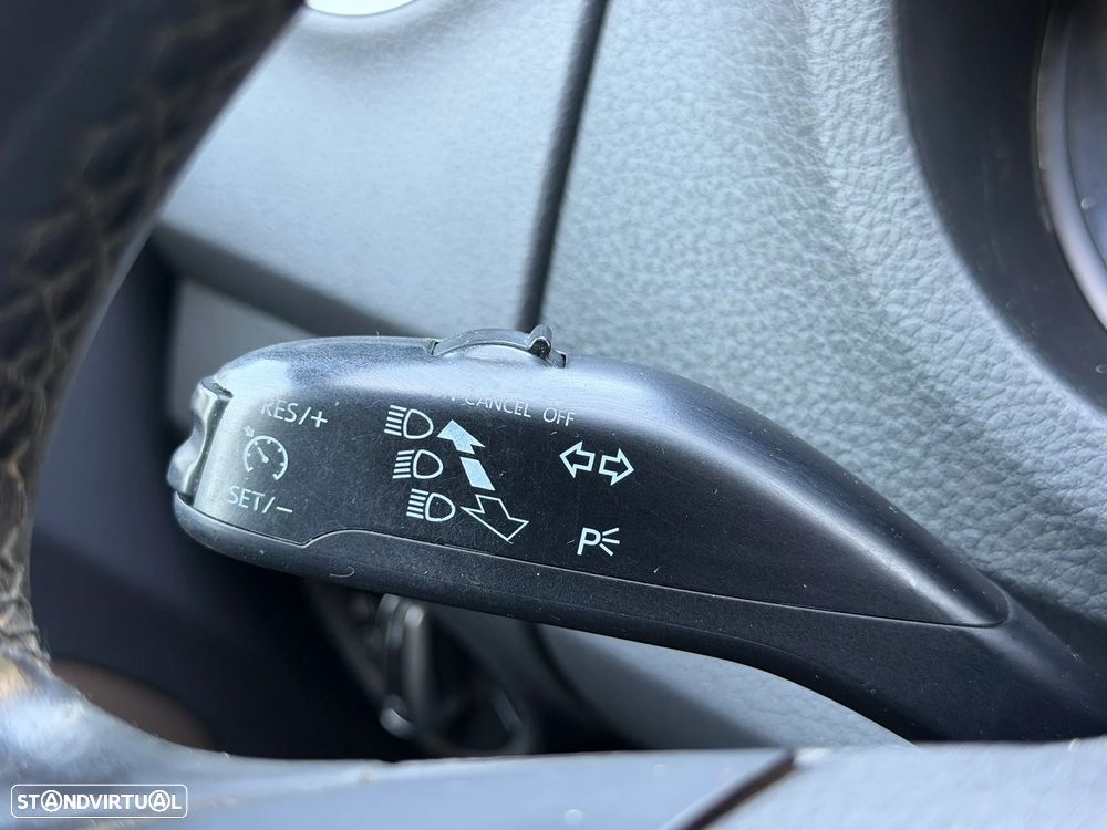 VW Amarok 2.0 BiTDI Auto Highline - 14
