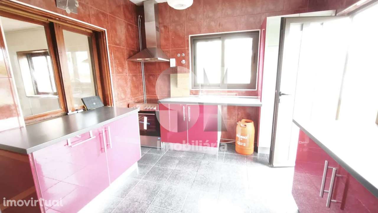 Moradia T3  Luminosa no coração do Porto - Arrendamento - Grande imagem: 5/25