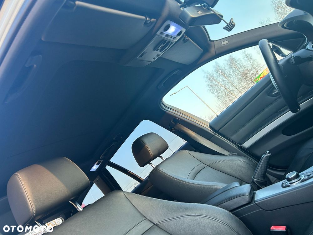 BMW Seria 3 320d - 14