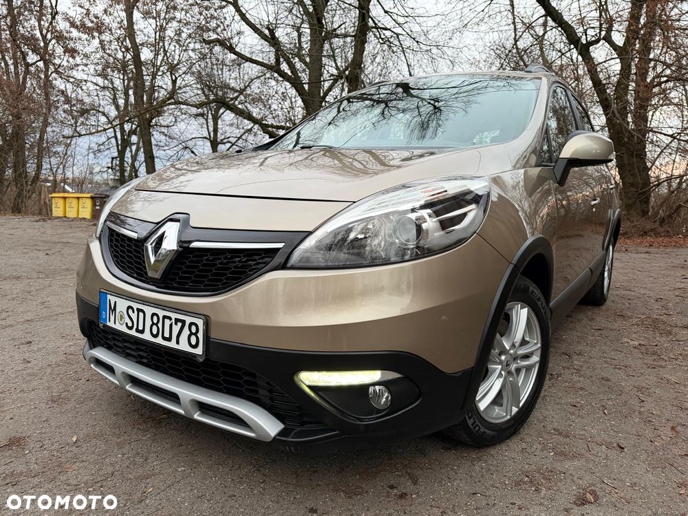 Renault Scenic 1.6 16V 110 Xmod Paris - 9