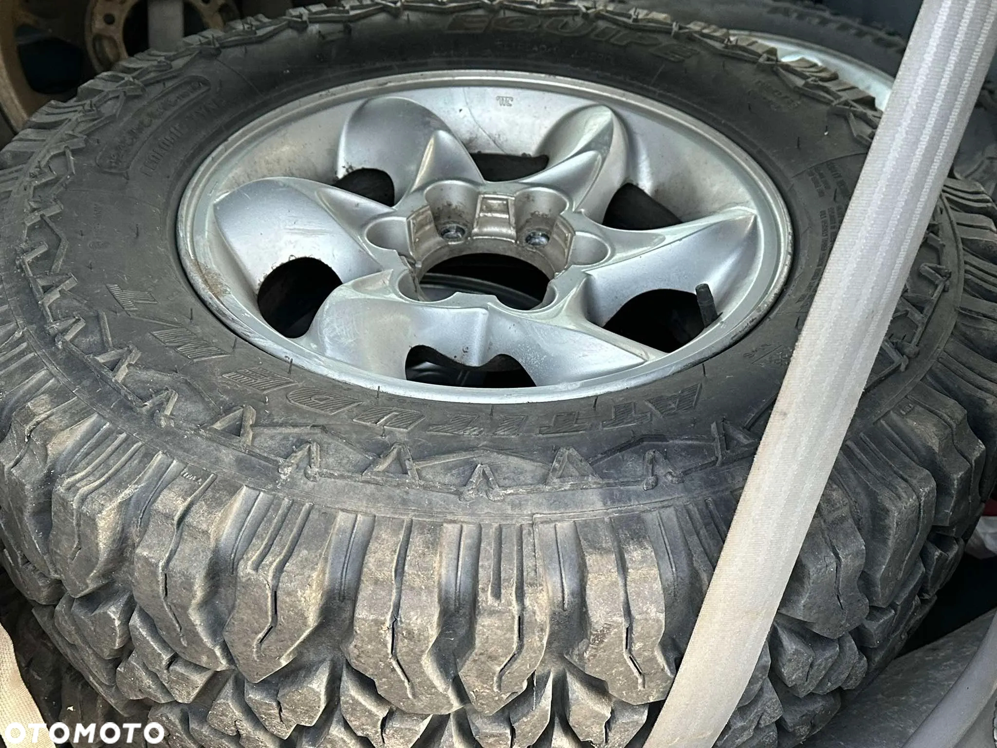 Hyundai Terracan - 8