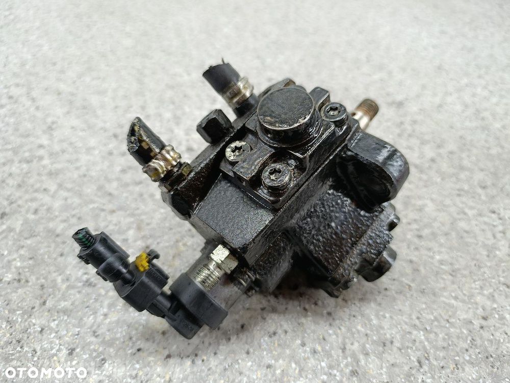 POMPA WTRYSKOWA OPEL ZAFIRA B 55206680 0445010155  BOSCHHATCHBACK 1.9 CDTI - 7