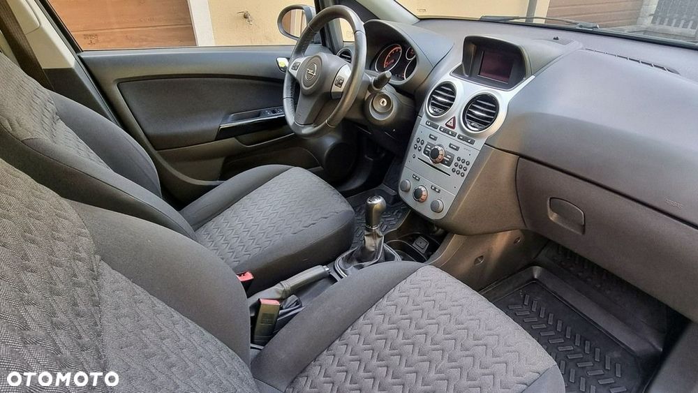 Opel Corsa - 13