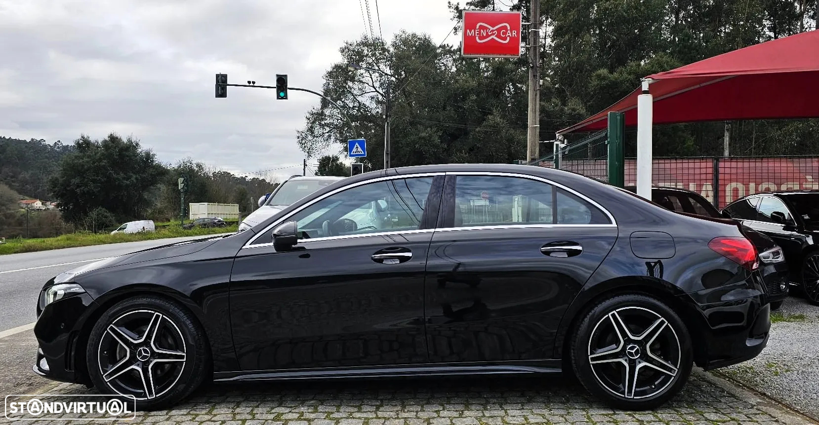 Mercedes-Benz A 180 Limousine d AMG Line Aut. - 4