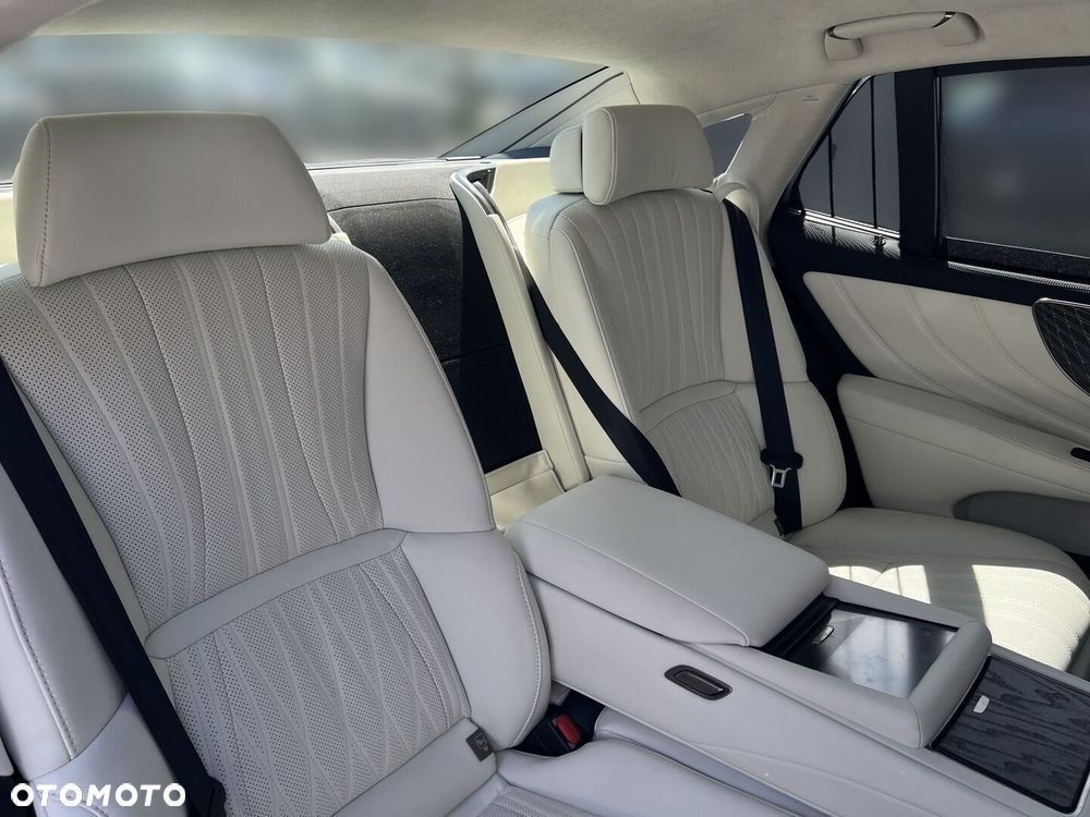 Lexus LS 500h Omotenashi AWD - 15