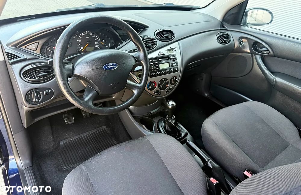 Ford Focus - 13