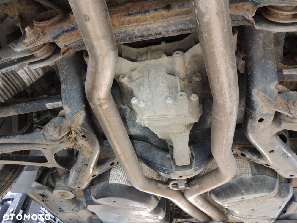 Most tył Volkswagen Touareg II 7P '11 4,2 TDI - 1