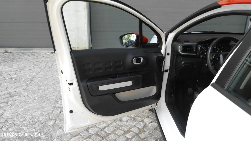 Citroën C3 1.2 PureTech Feel - 25