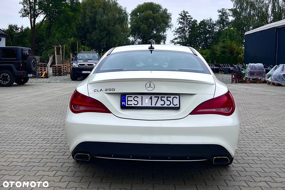 Mercedes-Benz CLA 250 Sport 7G-DCT - 5