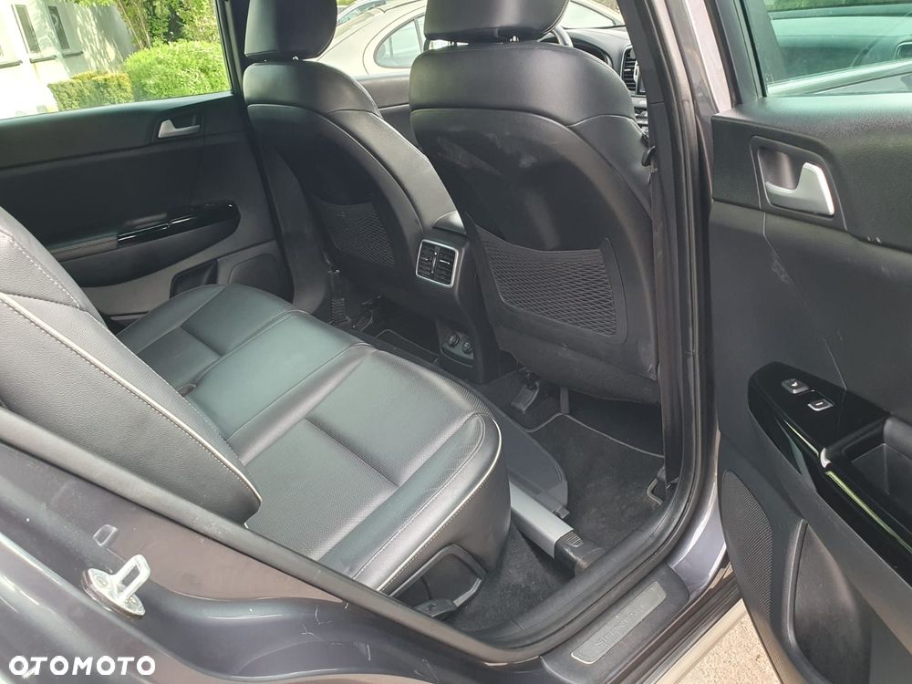 Kia Sportage 1.6 T-GDI AWD GT LINE - 19