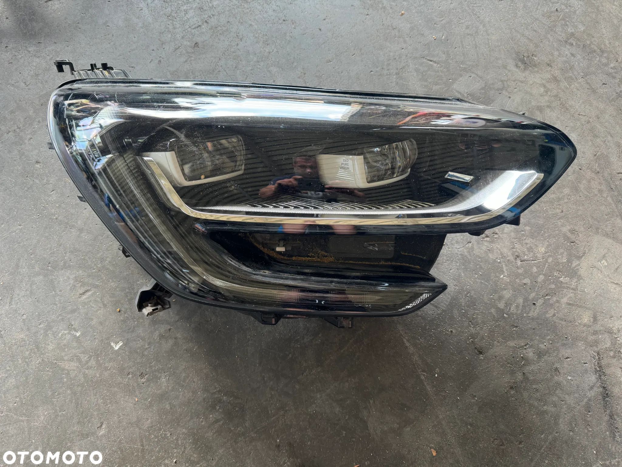 Lampa prawa Renault Megane IV FULL LED - 1