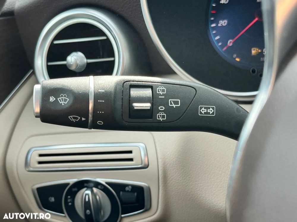 Mercedes-Benz GLC 220 d 4MATIC - 19