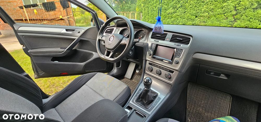 Volkswagen Golf 1.2 TSI BlueMot Trendline - 14