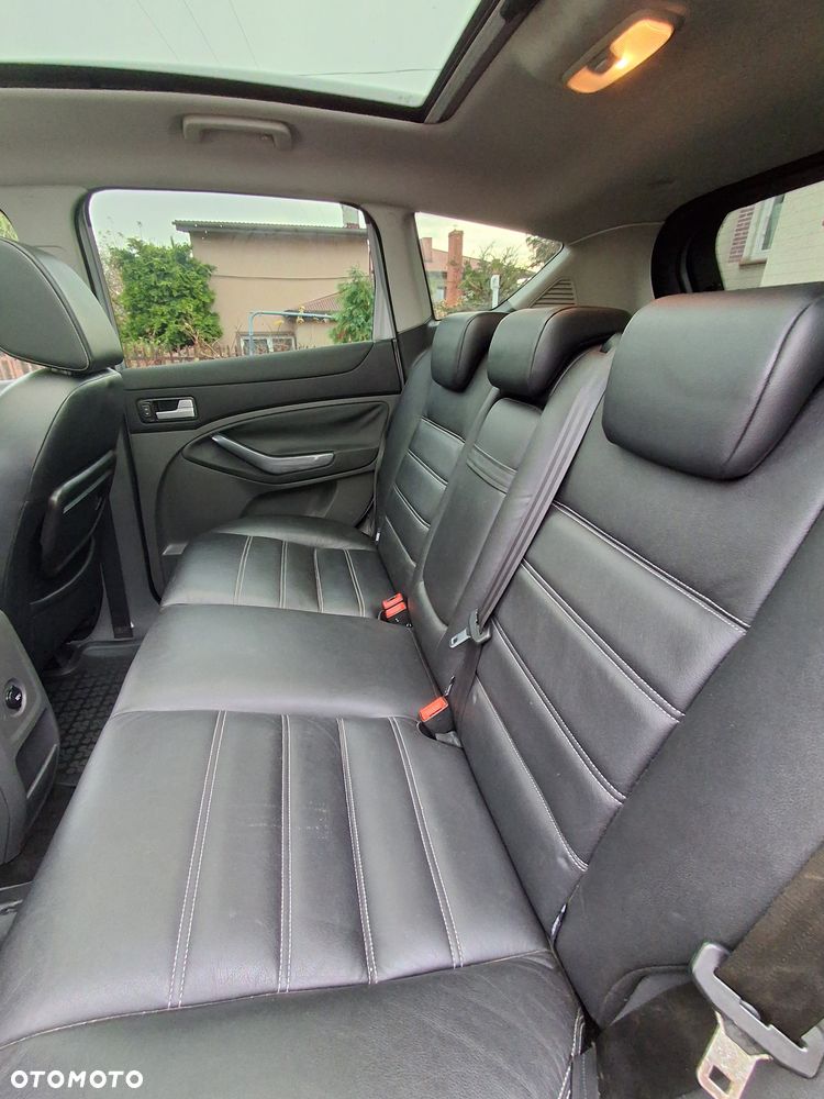 Ford Kuga - 13