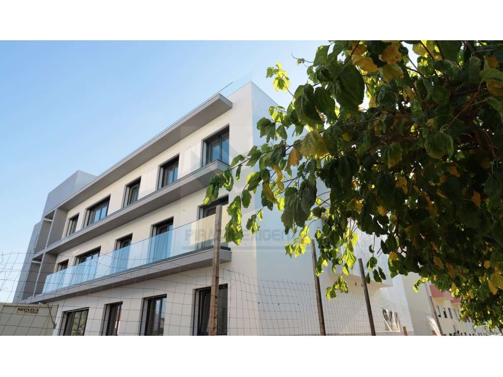 Apartamento Duplex Novo com Terraço, 3 Suítes Estacionamento - Grande imagem: 3/23