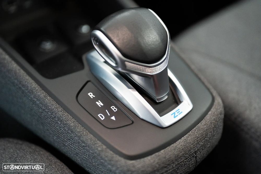 Renault Zoe (c/ Bateria) Limited 50 - 42